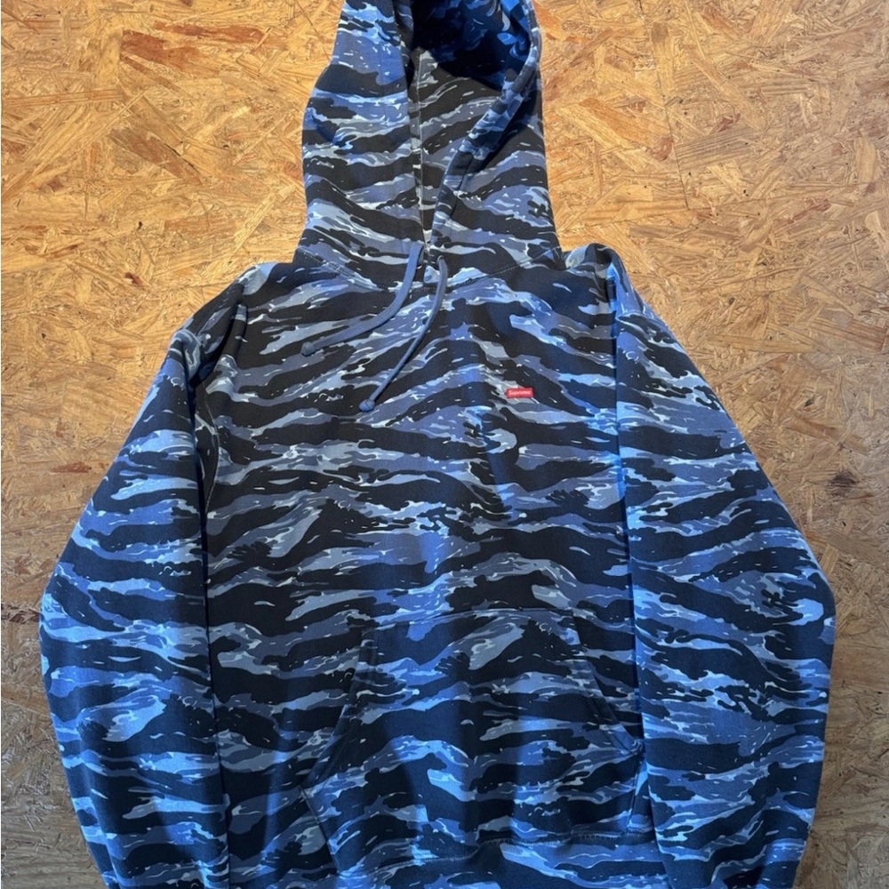 Supreme Blue Tiger Camouflage Hoodie sz M